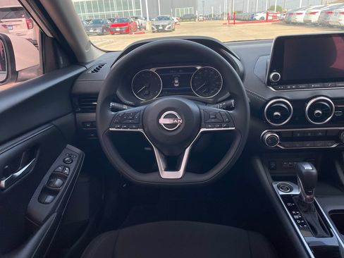 Certified 2024 Nissan Sentra SV FWD image 13