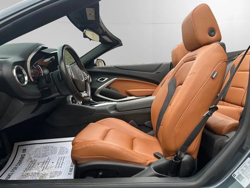 Used 2021 Chevrolet Camaro LT w/ RS Package image 3