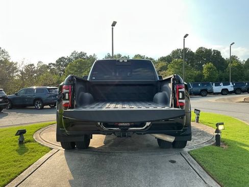 Used 2024 RAM 3500 Limited AWD/4WD image 30