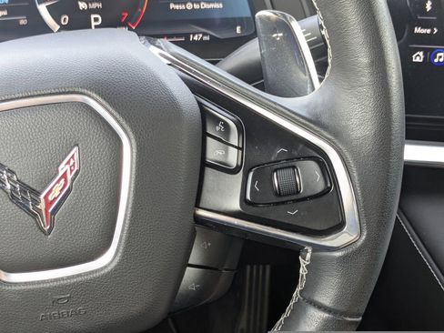 Used 2020 Chevrolet Corvette Stingray Coupe w/ 1LT RWD image 27
