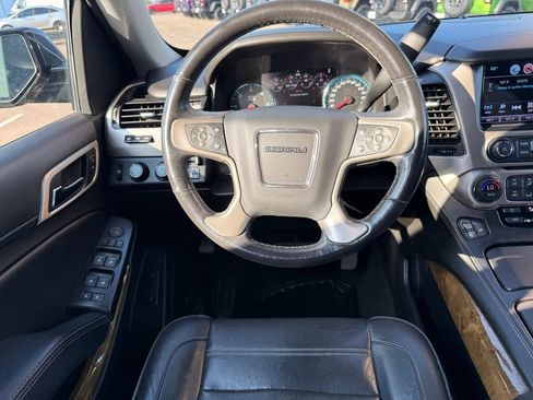 Used 2017 GMC Yukon Denali AWD/4WD image 57