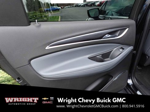 Used 2023 Buick Enclave Essence w/ Experience Buick Package image 23