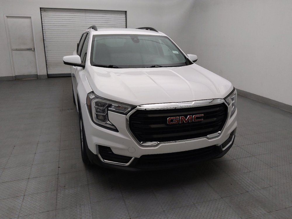 Used 2022 GMC Terrain SLE w/ Driver Convenience Package FWD image 14
