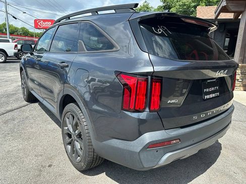 Used 2022 Kia Sorento SX Prestige w/ Rust Color Package AWD/4WD image 2