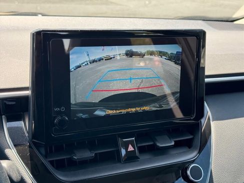 Used 2024 Toyota Corolla LE FWD image 23
