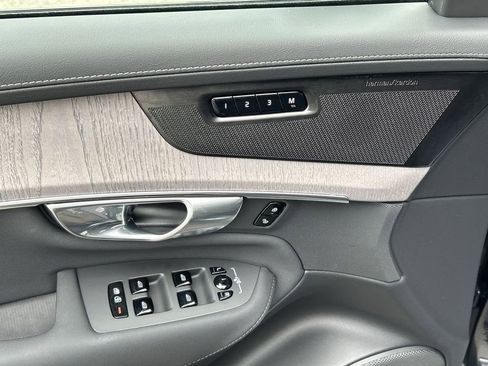New 2026 Volvo XC90 T8 Ultra image 16