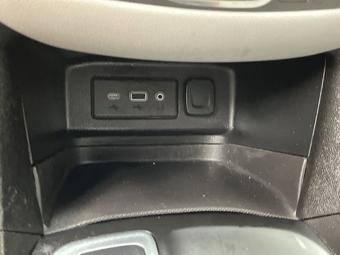Used 2020 Chevrolet Equinox LS w/ LS Convenience Package AWD/4WD image 21