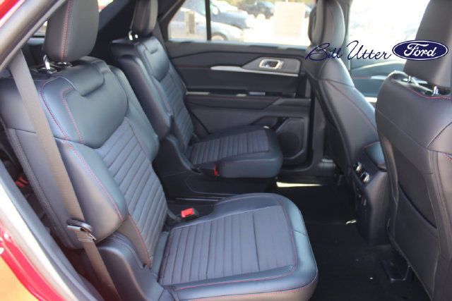 New 2027 Ford Explorer ST-Line w/ Premium Package RWD image 9