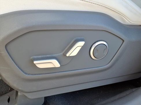 Certified 2024 Hyundai Santa Fe SEL image 4