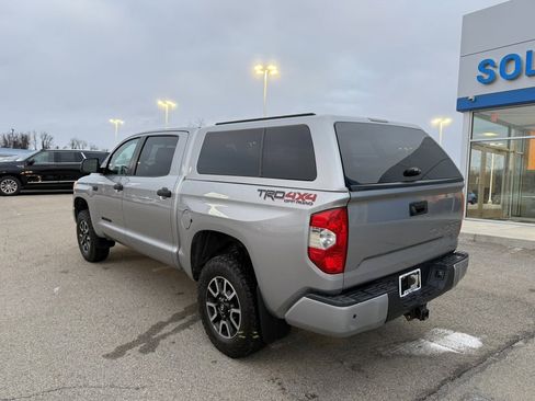 Used 2017 Toyota Tundra SR5 image 3