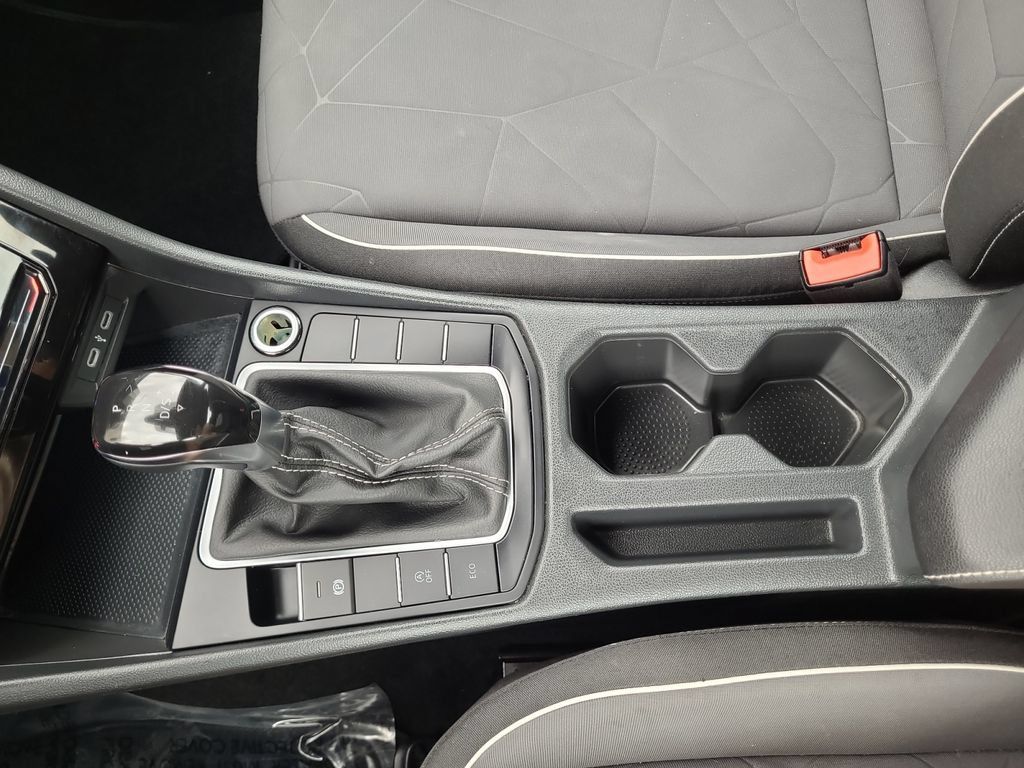 Used 2025 Volkswagen Jetta Sport FWD image 26