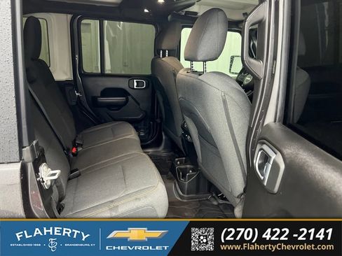 Used 2025 Jeep Wrangler Unlimited Sport AWD/4WD image 13