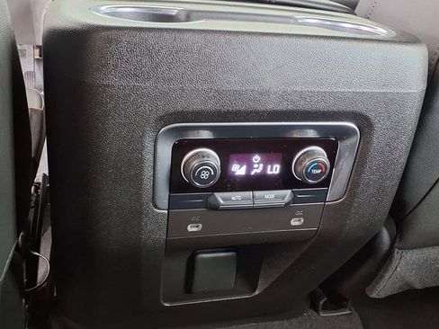 Used 2021 Chevrolet Tahoe LT RWD image 24