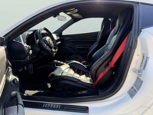 Used 2018 Ferrari 488 GTB image 20