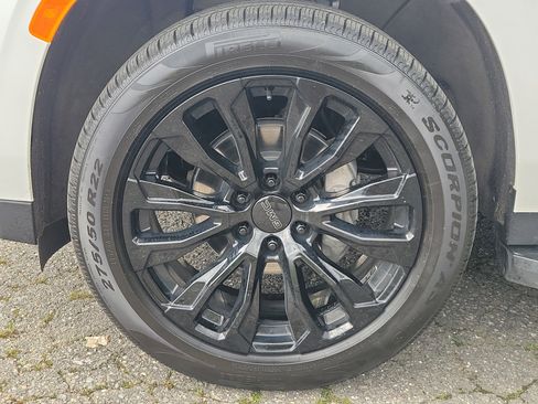 Used 2021 GMC Yukon Denali AWD/4WD image 12