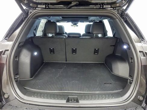 New 2026 Chevrolet Equinox ACTIV w/ LPO, Floor Liner Package AWD/4WD image 8