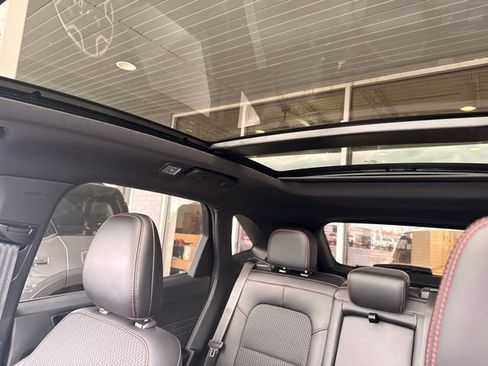 New 2026 Ford Escape ST-Line w/ Tech Pack #1 AWD/4WD image 33