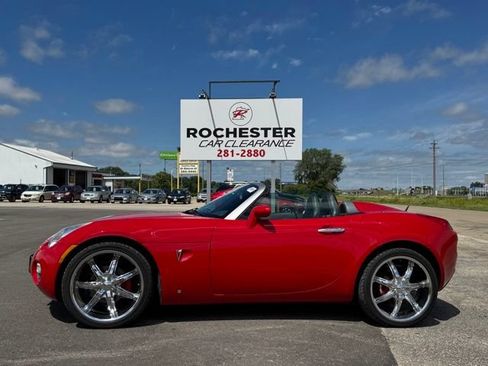 Used 2006 Pontiac Solstice Convertible w/ Premium Package RWD image 31