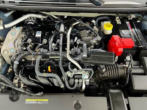 Used 2025 Nissan Sentra SR w/ SR Premium Package FWD image 26