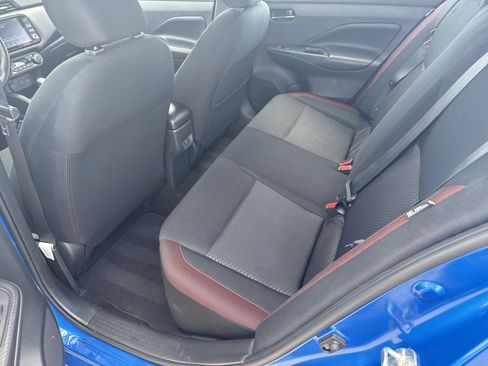 Used 2024 Nissan Versa SR FWD image 18