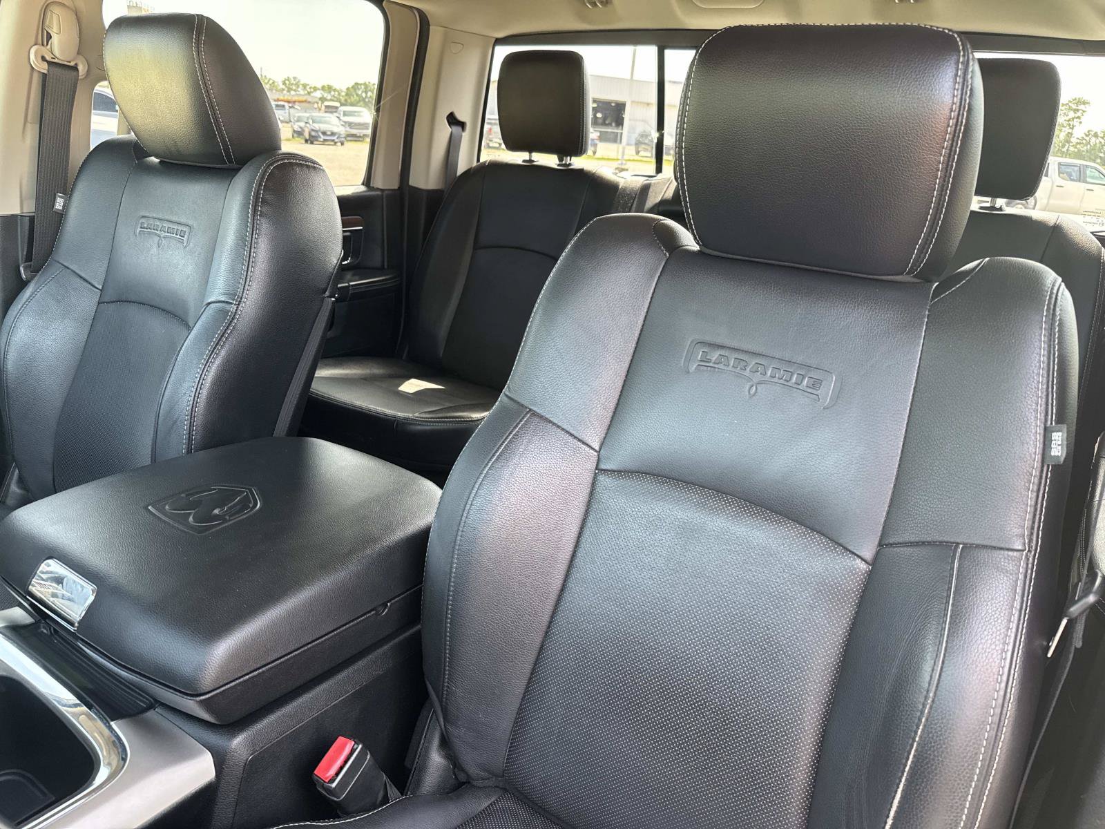 Used 2017 RAM 1500 Laramie w/ Convenience Group AWD/4WD image 26