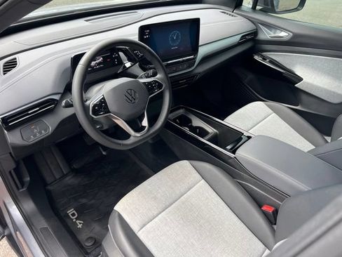 Used 2023 Volkswagen ID.4 Pro AWD/4WD image 13