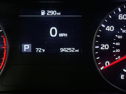 Used 2019 Kia Forte S w/ S Premium Package FWD image 13