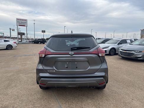 Certified 2024 Nissan Kicks S image 6