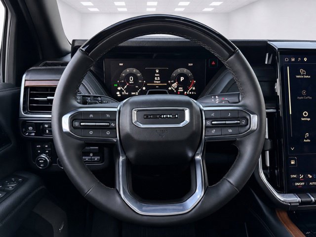 Used 2026 GMC Yukon Denali w/ Denali Reserve Package AWD/4WD image 44