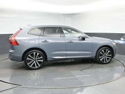 Used 2023 Volvo XC60 B5 Ultimate AWD/4WD image 9