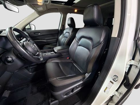 Used 2023 Nissan Pathfinder SL w/ SL Premium Package AWD/4WD image 22
