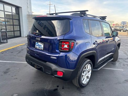 Used 2018 Jeep Renegade Latitude w/ Trailer Tow Group image 4