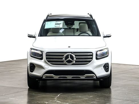 New 2026 Mercedes-Benz GLB 250 image 2