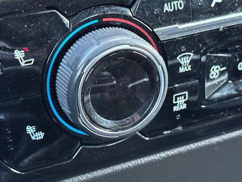 Used 2022 Chevrolet Silverado 1500 RST image 28