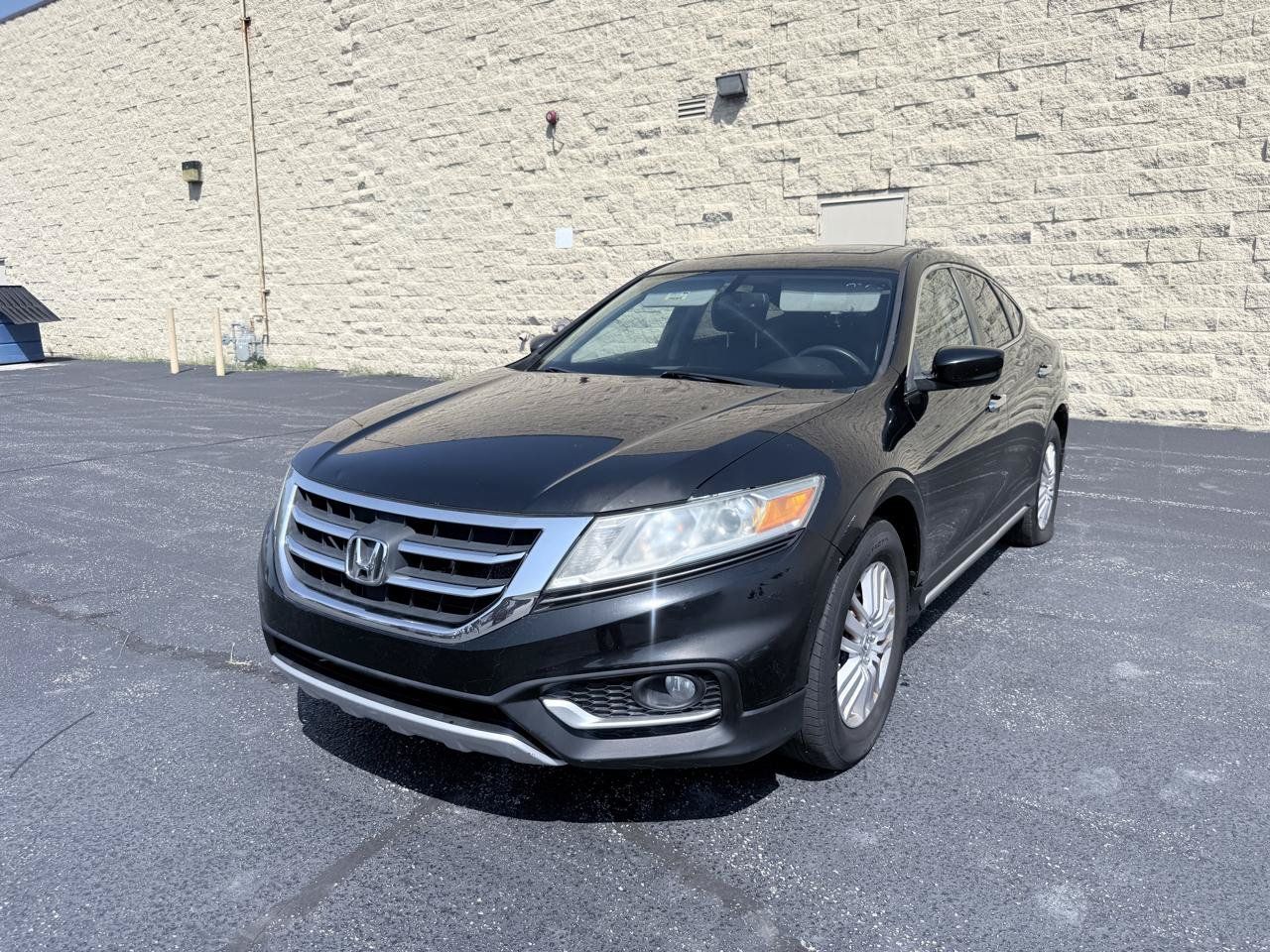 Used 2013 Honda Crosstour EX image 1