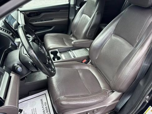 Used 2018 Honda Odyssey Elite image 12