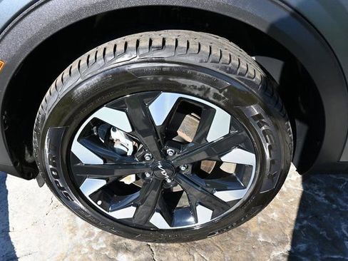 Used 2023 Kia Sportage X-Line image 10
