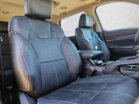 Used 2022 Kia Telluride EX w/ EX Premium Package image 18