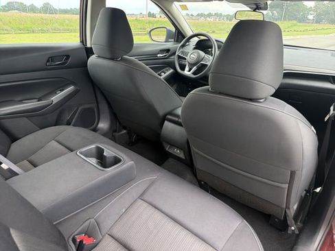 Used 2024 Nissan Altima 2.5 SV FWD image 17