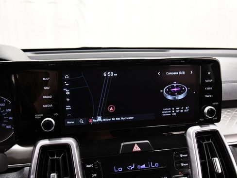 Certified 2023 Kia Sorento EX AWD/4WD image 24