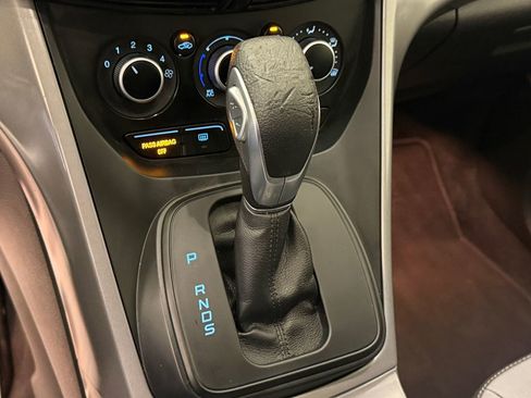 Used 2016 Ford Escape SE FWD image 27