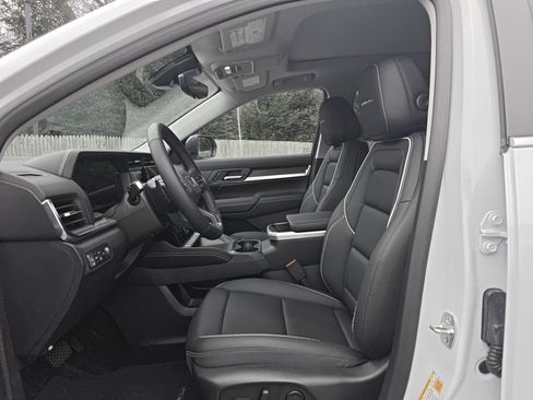 Certified 2026 GMC Terrain Denali image 5