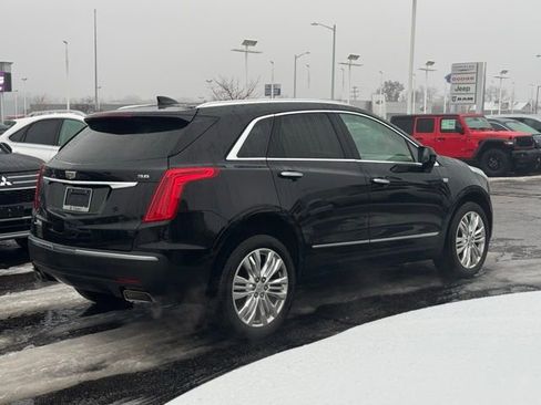 Used 2018 Cadillac XT5 Premium Luxury image 5