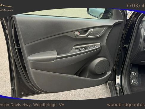 Used 2021 Hyundai Kona SEL FWD image 9