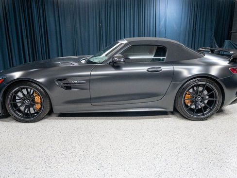 Used 2020 Mercedes-Benz AMG GT R image 10