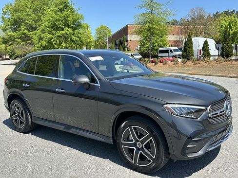 Certified 2025 Mercedes-Benz GLC 300 4MATIC image 2
