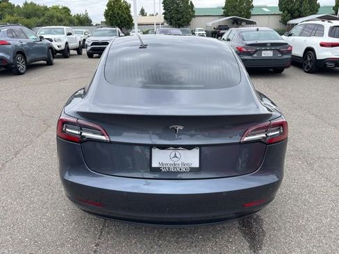 Used 2018 Tesla Model 3 Long Range RWD image 6