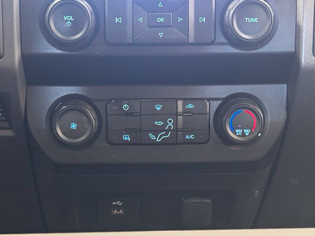 Used 2020 Ford F350 XL w/ Power Equipment Group AWD/4WD image 15