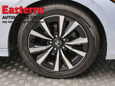 Used 2022 Honda Civic EX image 30