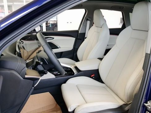 New 2025 Audi Q5 Premium Plus image 10